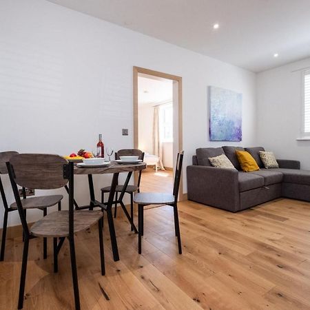 Three Tuns Apartments - Hazel - Aldeburgh Coastal Cottages Pettistree エクステリア 写真