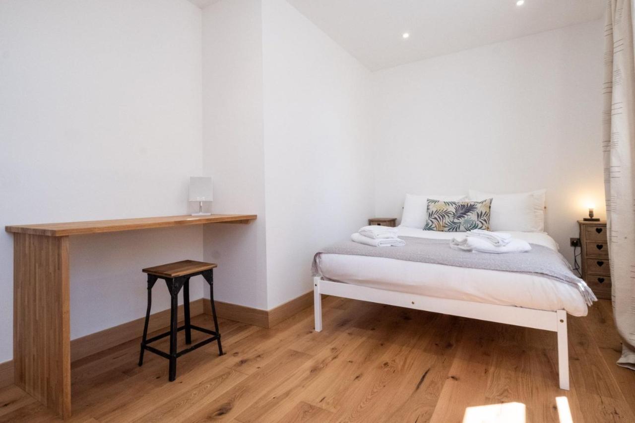 Three Tuns Apartments - Hazel - Aldeburgh Coastal Cottages Pettistree エクステリア 写真