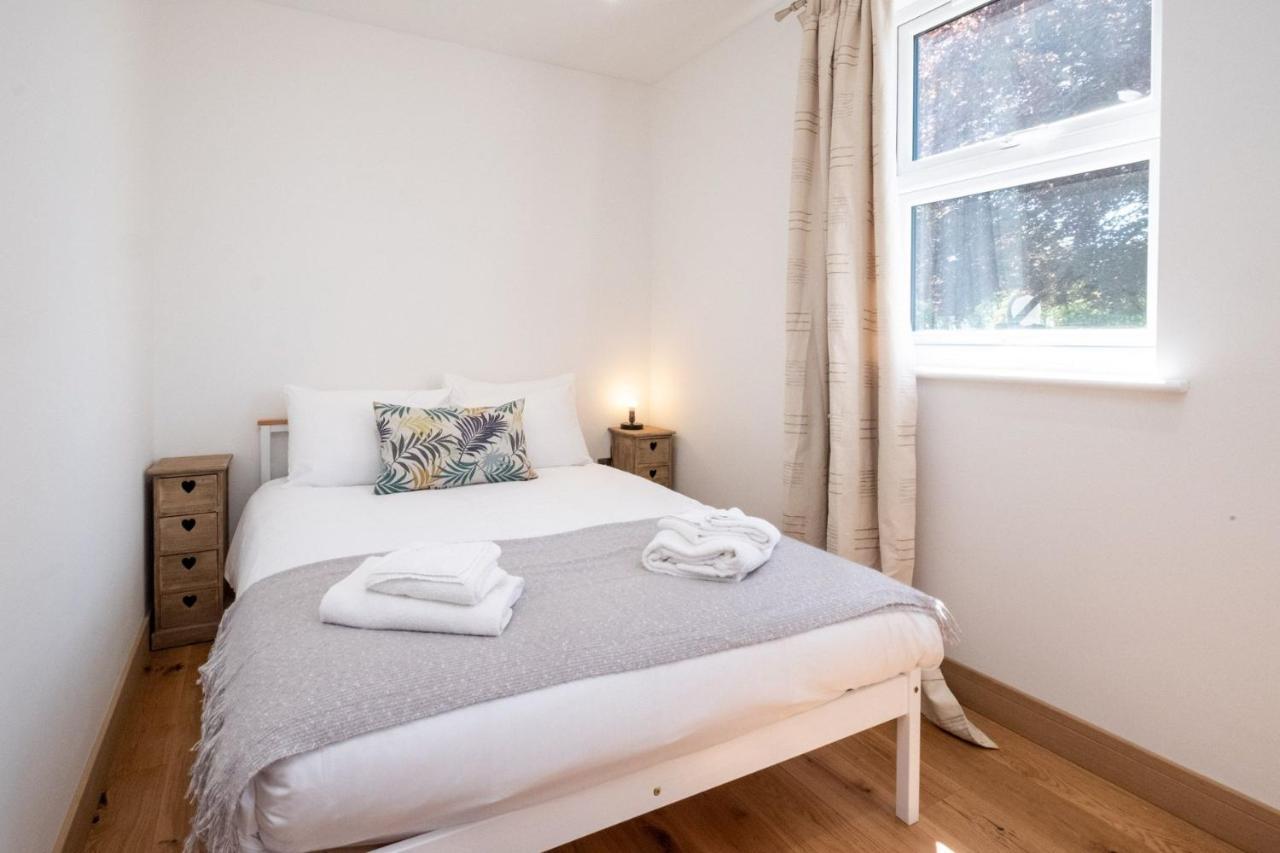 Three Tuns Apartments - Hazel - Aldeburgh Coastal Cottages Pettistree エクステリア 写真