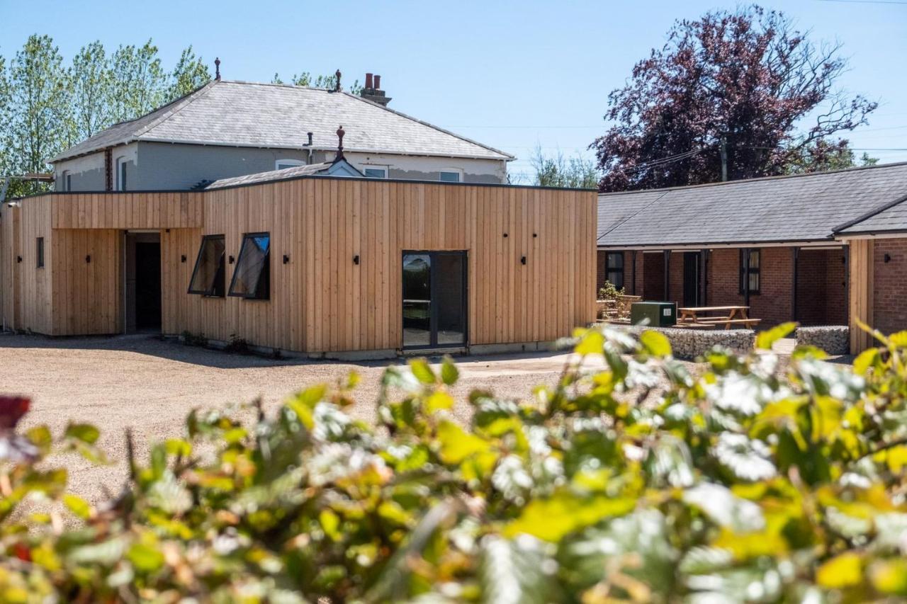 Three Tuns Apartments - Hazel - Aldeburgh Coastal Cottages Pettistree エクステリア 写真
